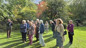 Alumni on Garden Tour